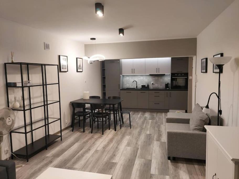 Uroczy Apartament W Scislym Centrum Gizycka Giżycko Eksteriør bilde